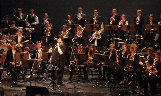 Titelbild Weihnachtskonzert der Bigband Klangfarben e.V.